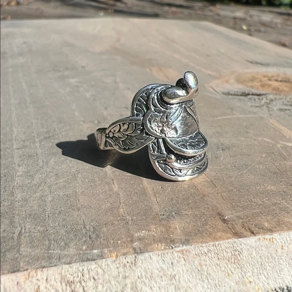 Vintage Silver Horse Saddle Ring - Picture 4 of 6